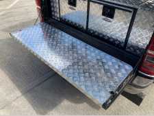 Over Rail Tailgate Bed Cap