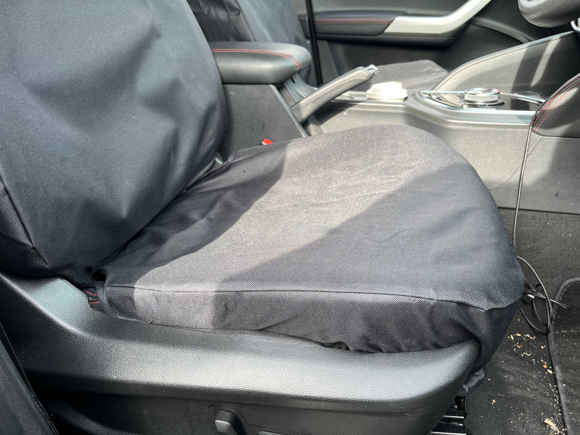 Maxus T-60 (25-ON) Fully tailored seat covers including headrests