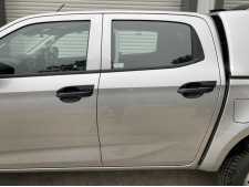 Isuzu D-Max MK6 (21-24) Door handle inserts - BLACK Double Cab