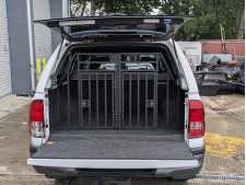 Lockable Dog Cage for Pickup Trucks