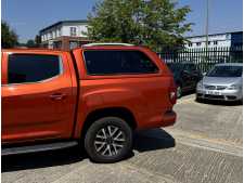 Used Carryboy Sliding side window Maxus T90EV/T60 22-ON D/Cab C003 Orange, 2 keys