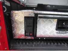 240 v Twin Power Supply - 1000w (2000w peak) Invertor