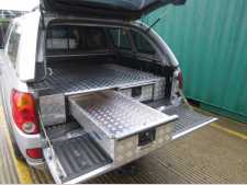 Mitsubishi L200 MK5 Triton STD BED  (2006-2015) Low Chequer Plate Tray Bins
