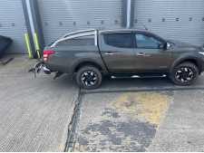 Used Mountain Top roller shutter and roll bar for Mitsubishi L200 Series 5 MK7