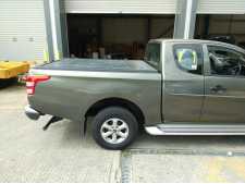 Used Mountain Top roller shutter and roll bar for EXTRA CAB Mitsubishi L200 Series 5 MK7