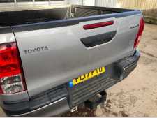 Toyota Hilux MK9 2016-ON Over Rail Tailgate Bed Cap - Extra Cab