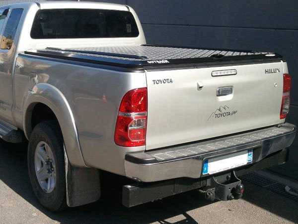 Mazda BT-50 (2012-ON) - Outback Tonneau Cover Extra Cab