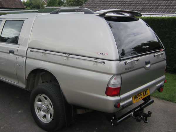 Mitsubishi L200 MK3-4  (1997-2006) SJS Solid Sided Hardtop Double Cab  With Central Locking