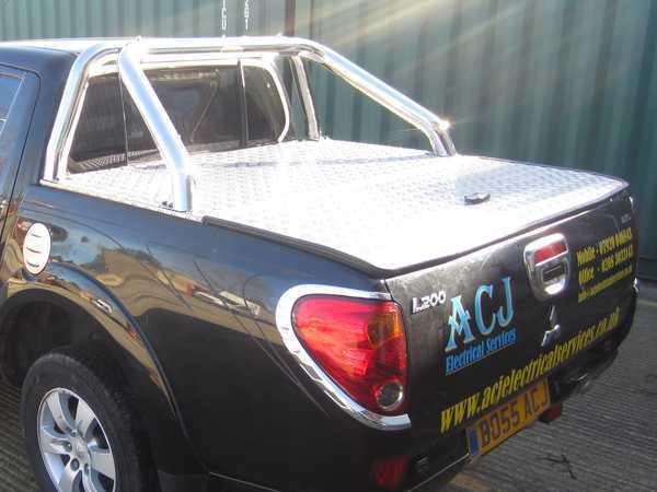 Mitsubishi L200 MK5 Triton STD BED  (2006-2015) Aluminium Tonneau Covers With Sport Bar