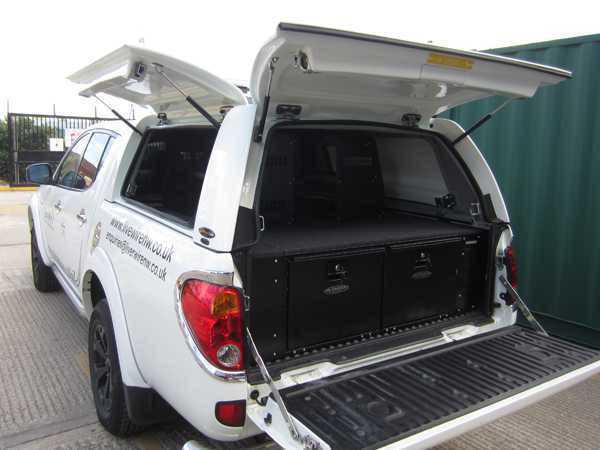 Mitsubishi L200 MK6 LB Series 4 (2009-2015) Avenger Low Roof Professional Hardtop Double Cab