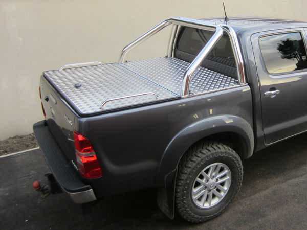 Nissan Navara NP300 (16-22) Aluminium Tonneau Covers With Sport Bar