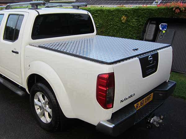 Nissan Navara D22 MK2 (2002-2005) Aluminium Tonneau Cover