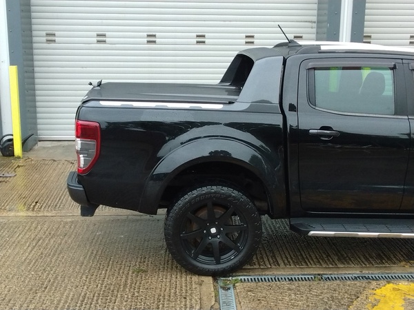Used Maxcover Tonneau cover for Wildtrak Ford Ranger Double Cab MK5-MK7