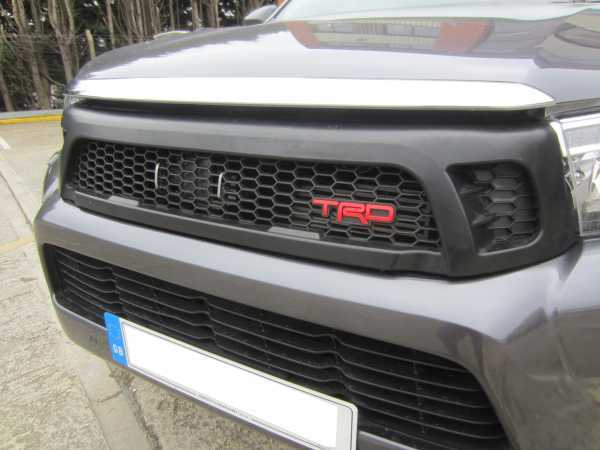 Toyota Hilux Revo MK9 2016-2018 TRD Style Front Mesh Grill – Black