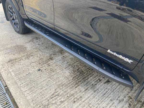 Toyota Hilux  MK11 Steel Side Steps / Running Board – Matt Black Double Cab
