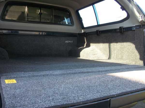 Toyota Hilux MK6  (2005-2008) Bed Rug / Carpet Liner