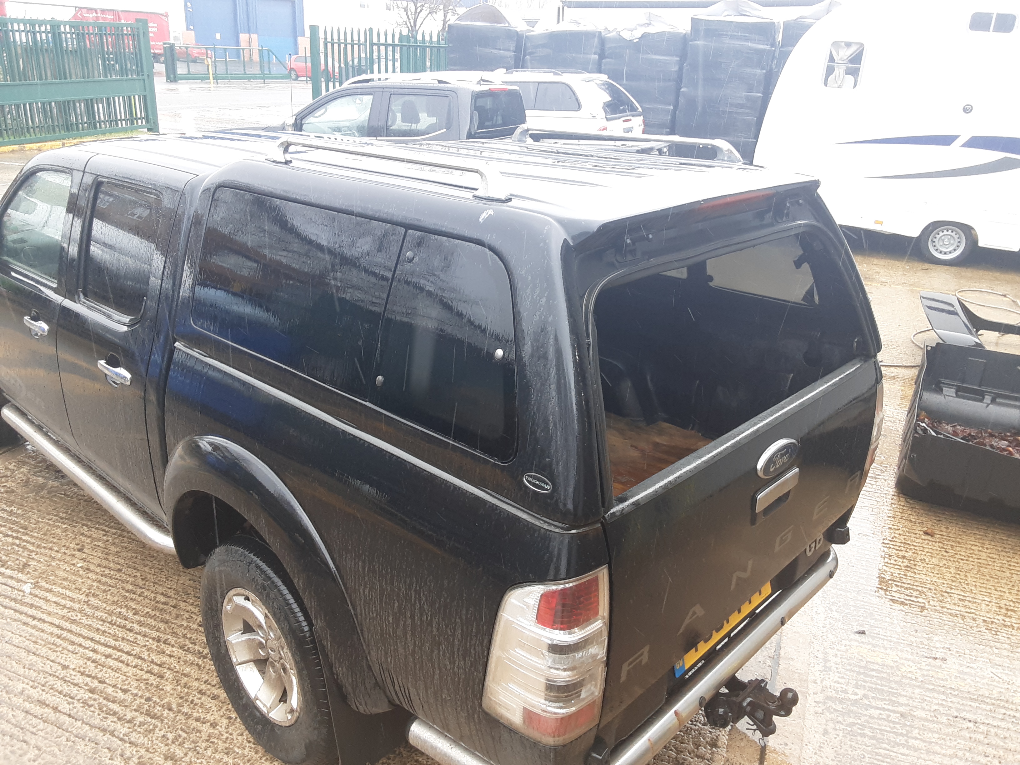 USED Truckman – Ford Ranger MK3/4 2006-2012 Double Cab - Black